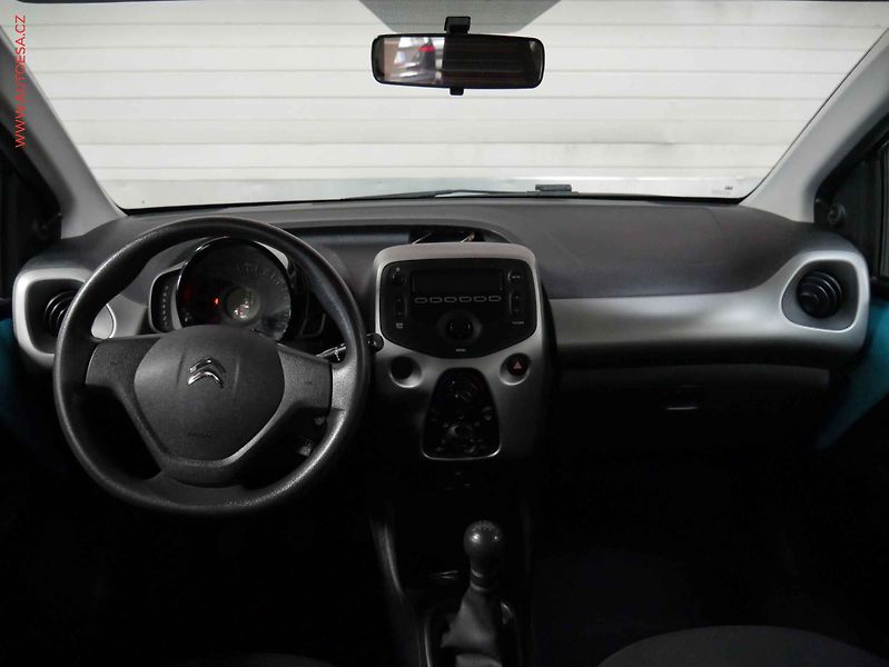 Citroën C1 (2017) 1.2i, 1.maj,ČR, Klima - fotka 8 z 16