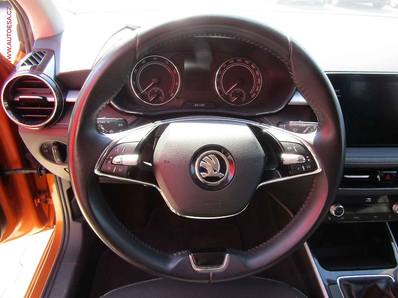 Škoda Fabia (2022) 1.0 TSi, 2.maj,ČR, servis - fotka 15 z 17