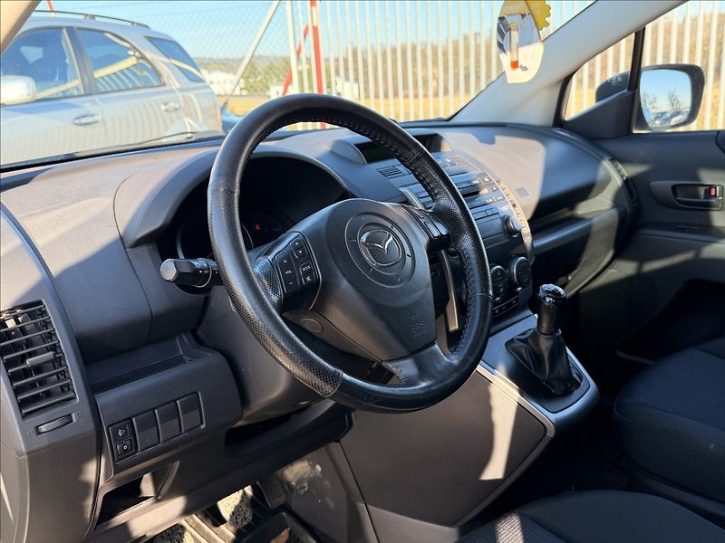 Mazda 5 2,0 CD110 7MÍST TAŽNÉ 81kW - fotka 10 z 25