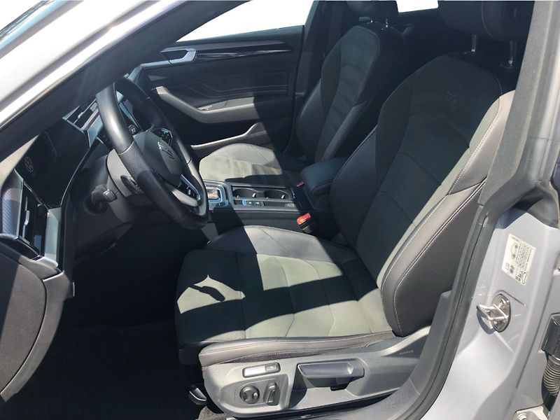 Volkswagen Arteon 2.0 TDi DSG 7st. 4Motion R-Lin - fotka 11 z 30
