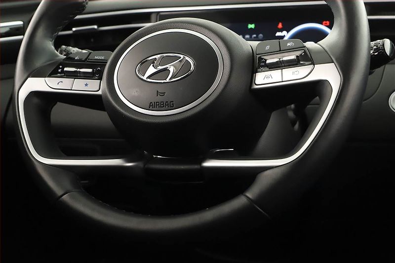 Hyundai Tucson (2023) 1.6 T-GDI 48V MHEV - fotka 19 z 21