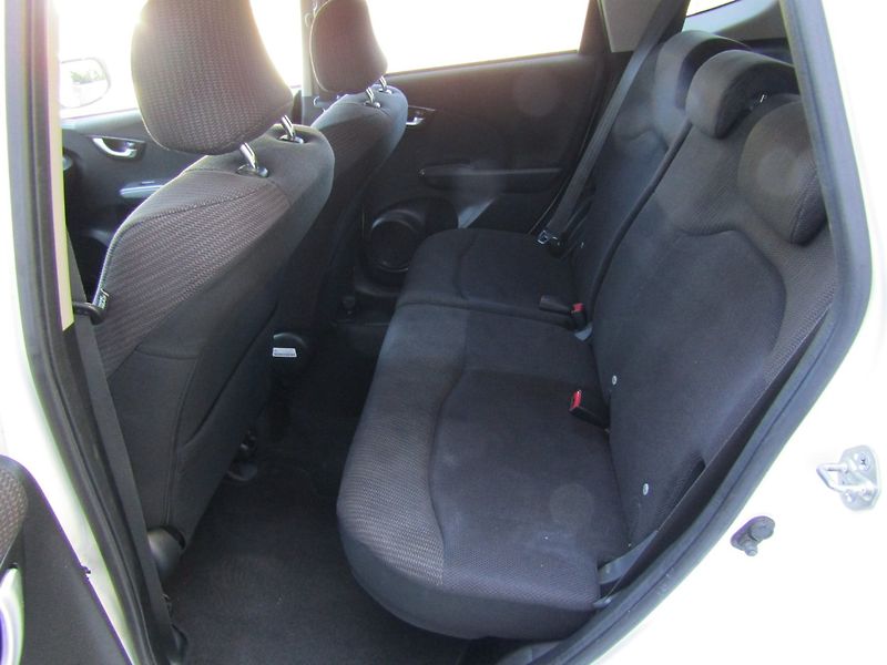 Honda Jazz (2012) 1.3 16V 73kW - fotka 20 z 35