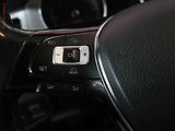 Volkswagen Golf Sportsvan (2015) 1.6 TDI, Nez.topení - náhled 12