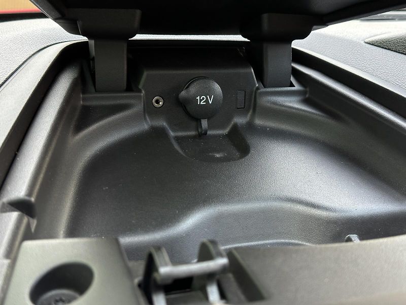 Ford Transit Custom 2.0TDCi 130PS L2 PDC P/Z Bluet - fotka 24 z 34