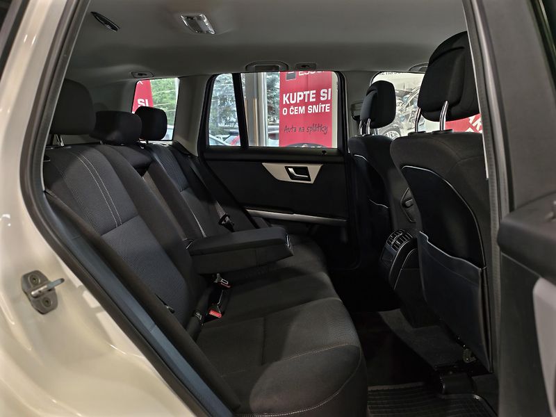 Mercedes-Benz GLK 220 CDI A/T 4MATIC BIXENON ČR - fotka 11 z 24