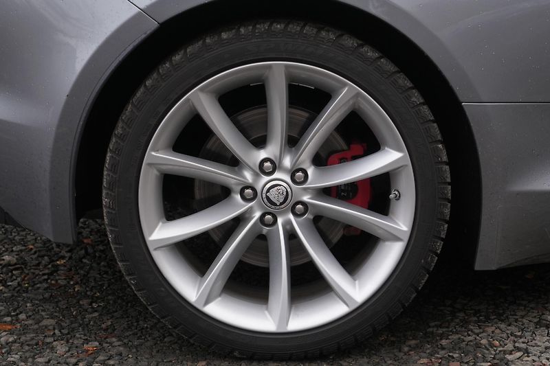 Jaguar F-Type S 3.0 380 PS, Kamera, Panorama - fotka 9 z 29