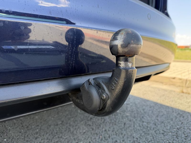 Volkswagen Sharan 2.0 TDI KAMERA TAŽNÉ ROZVODY - fotka 32 z 55