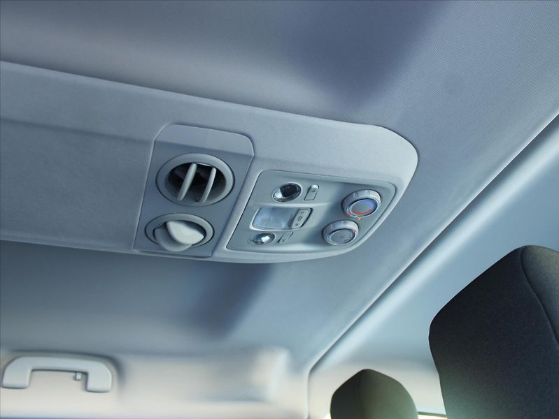 Toyota ProAce 2,0 D-4D 9míst L2 ČR 1.maj  Ko - fotka 14 z 22