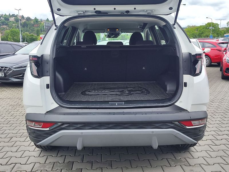 Hyundai Tucson 1.6 T-GDi/110kW Smart - fotka 9 z 33