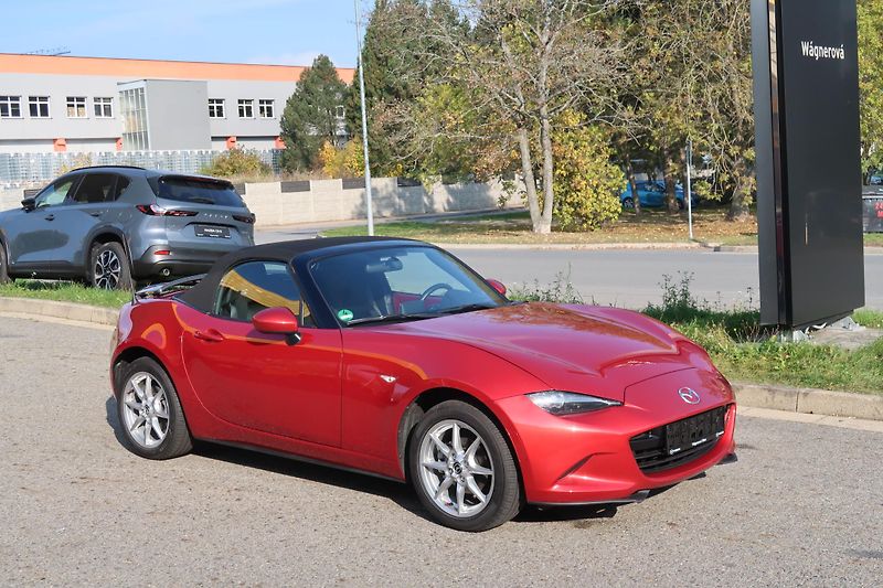 Mazda MX-5 1,5 G130 Centr-Line, kam.,temp - fotka 2 z 32