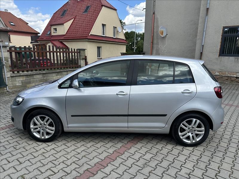 Volkswagen Golf Plus 1,6 MPI 1.majitel TRENDLINE - fotka 8 z 31