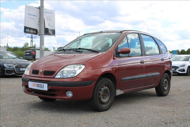Renault Scénic 1,9 DCi  STK 8/2028, TAŽNÉ - fotka 1 z 22