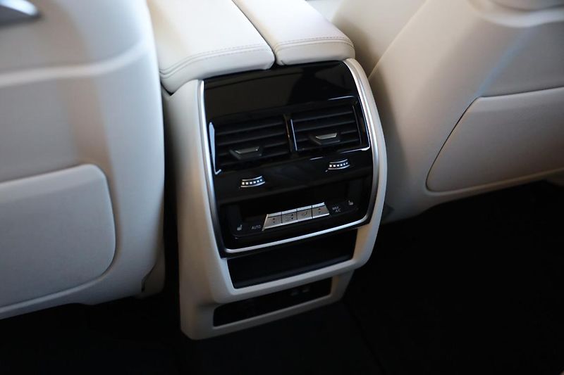 BMW X7 xDrive40d - fotka 18 z 21