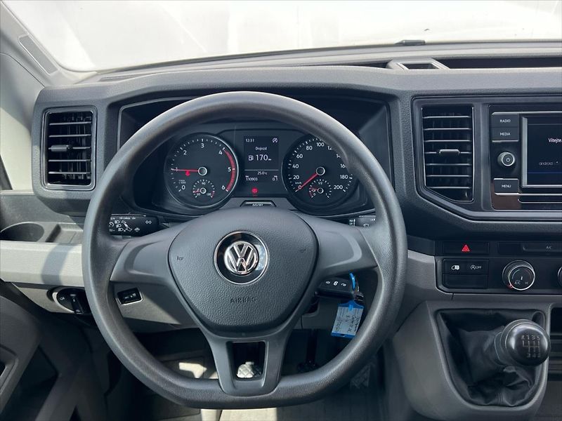 Volkswagen Crafter 2,0 TDi 103kW L4H2  35 - fotka 15 z 23