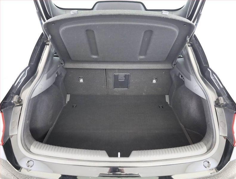 Hyundai i30 (2022) 1.5 T-GDI MHEV, ČR,1.maj - fotka 19 z 20