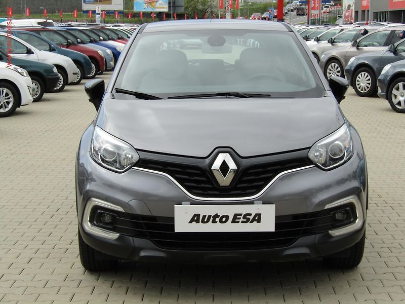 Renault Captur (2018) 1.2 TCe, ČR, AC, park.čidla - fotka 2 z 17