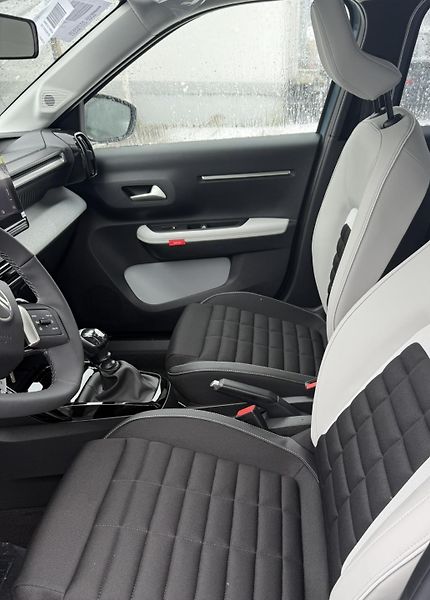 Citroën C3 Aircross (2026) PLUS TURBO 100k MAN6 - fotka 7 z 12