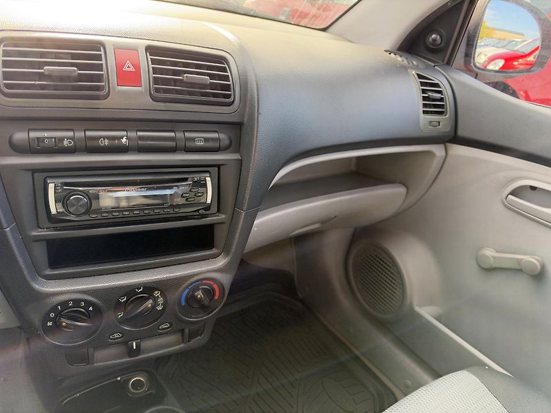 Kia Picanto 1.0i,152 tis km - fotka 11 z 17