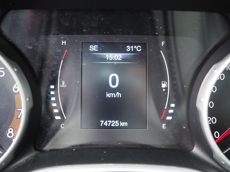 Jeep Compass (2019) 1.4 Limited, ČR - fotka 27 z 40