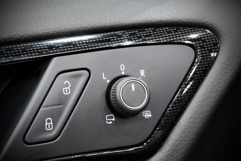 Volkswagen Golf 7 FL Variant 1.4 TSI 92 kW DSG - fotka 32 z 33