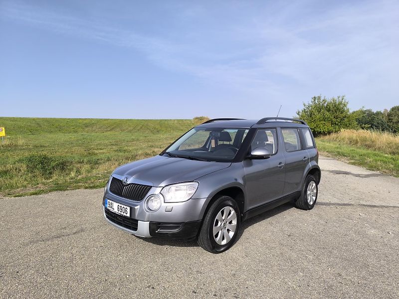 Škoda Yeti (2010) 1.2 TSI  DOLOŽENÉ KM - fotka 1 z 27