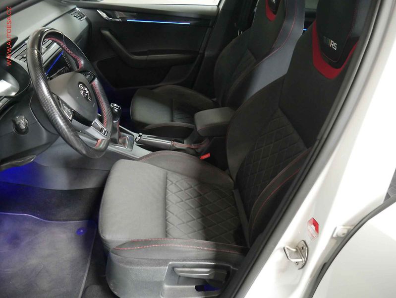 Škoda Octavia (2019) 2.0TSi, Navi, LED - fotka 9 z 25