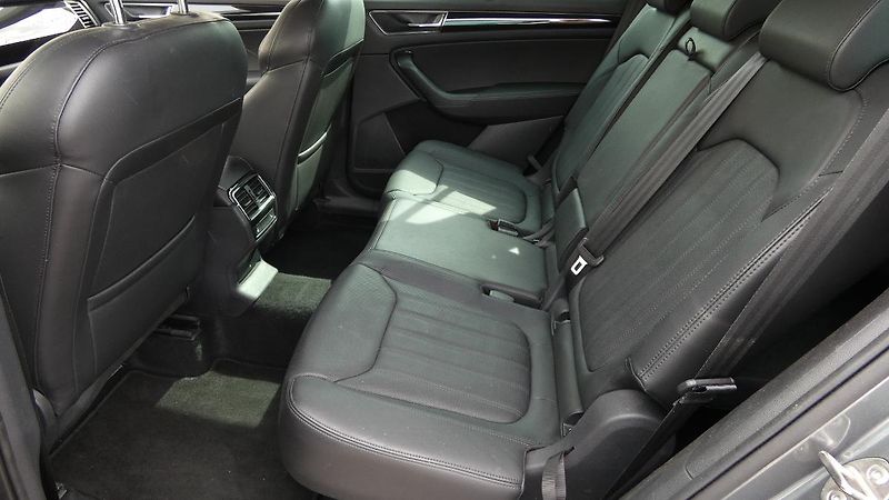 Škoda Kodiaq 2.0 TDI 147 kW L&K 4x4 DSG - fotka 20 z 28