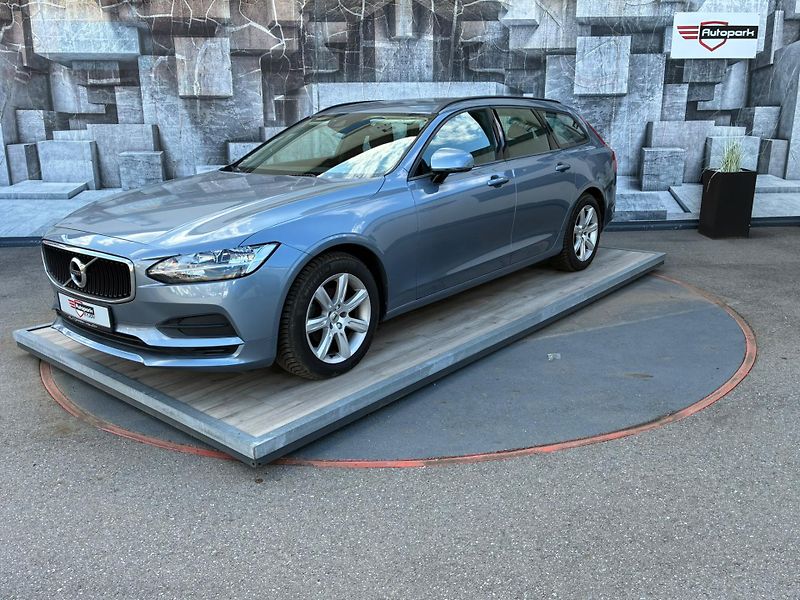 Volvo V90 (2017) 2.0D, 110KW - fotka 3 z 21