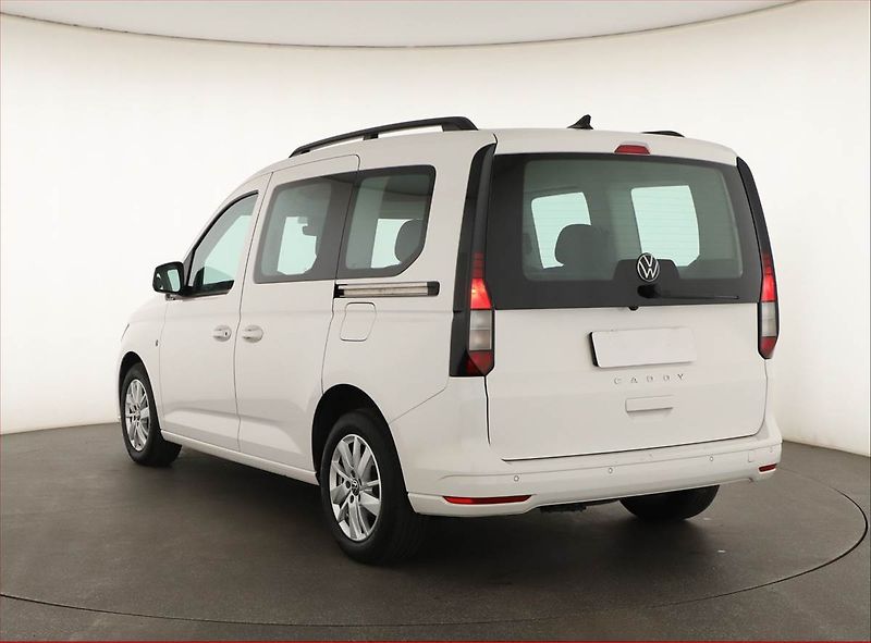 Volkswagen Caddy (2022) Life 2.0 TDI, 5Míst, ČR, 1Maj - fotka 4 z 20