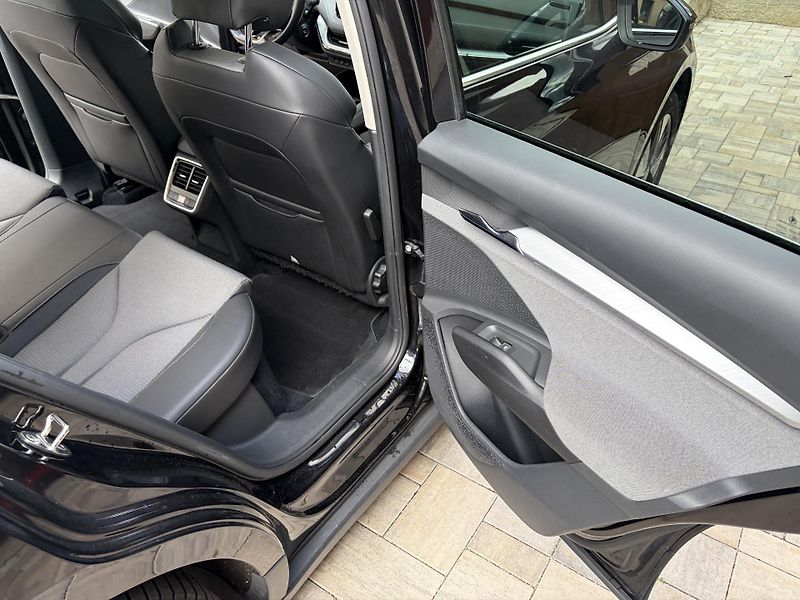 Škoda Enyaq (2021) 60, panorama, TA, ad.temp. - fotka 10 z 18