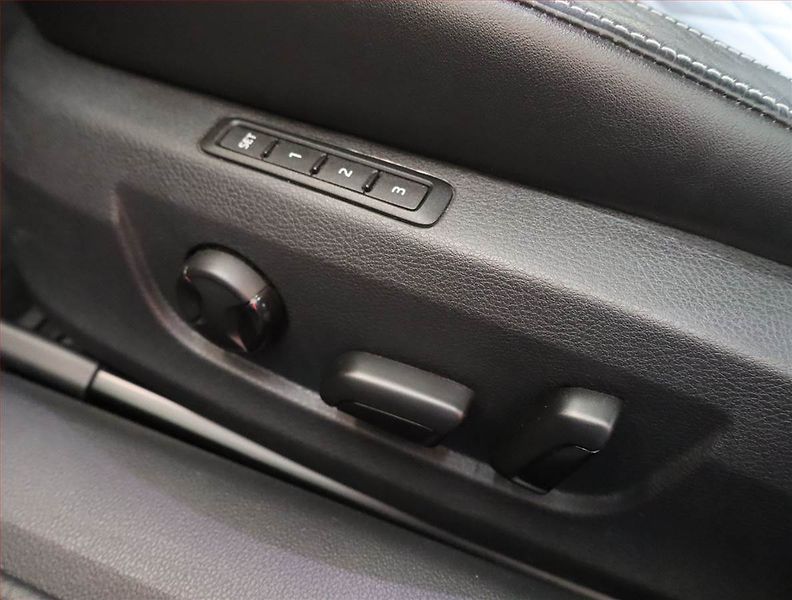 Škoda Superb (2018) Sportline 2.0 TDI, 4X4 - fotka 30 z 31