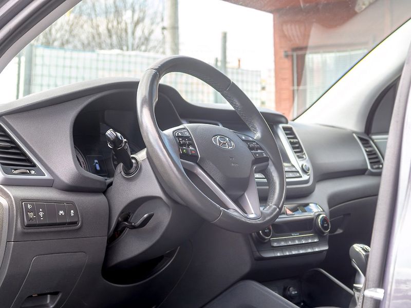 Hyundai Tucson (2016) ČR 1.7D 85KW – 49.550km - fotka 11 z 44