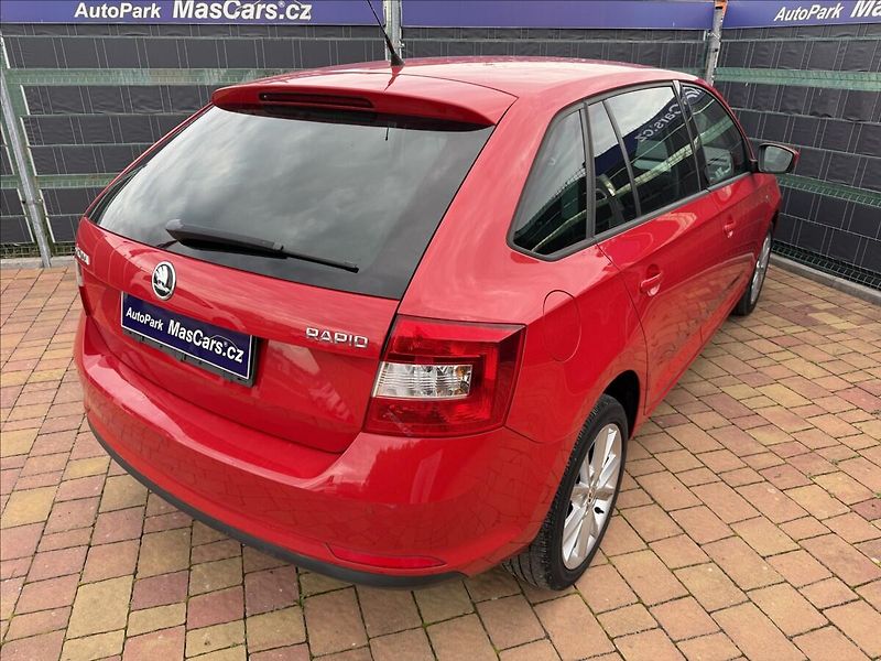 Škoda Rapid 1.6 TDI Spaceback Ambition - fotka 5 z 21