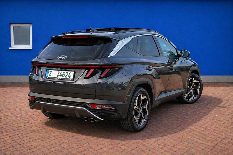 Hyundai Tucson (2023) 1.6 T-GDI Plug-in-Hybrid  4x4  - fotka 3 z 34