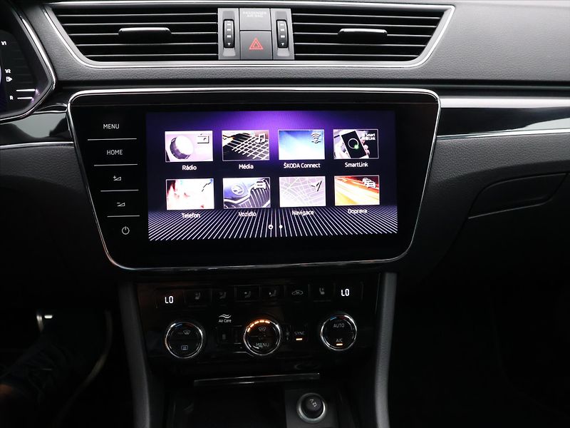 Škoda Superb 2,0 TDI 140kW DSG 4x4 L&K DPH - fotka 24 z 39
