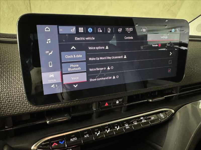 Fiat 500e La Prima Kamera LED Assist - fotka 29 z 44