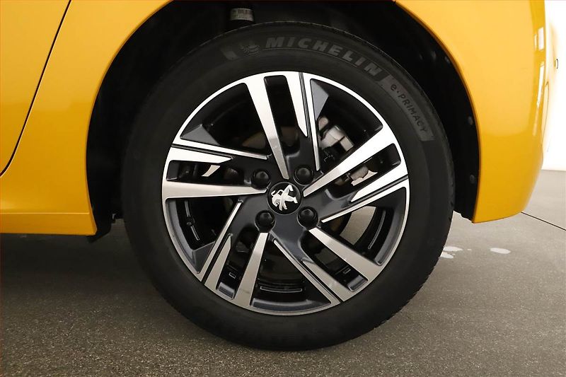 Peugeot 208 (2023) 1.2 PureTech, ČR,1.maj - fotka 14 z 14