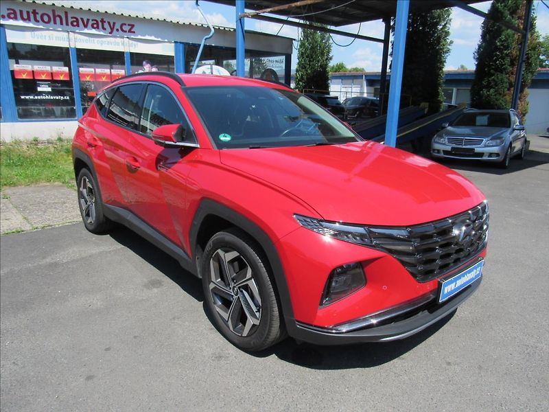 Hyundai Tucson 1,6 T GDI Mild Hybrid AWD AUT - fotka 3 z 37
