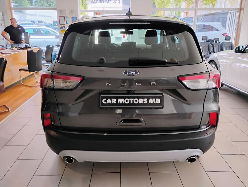Ford Kuga 1.5T EcoBoost, Titanium  - fotka 5 z 26