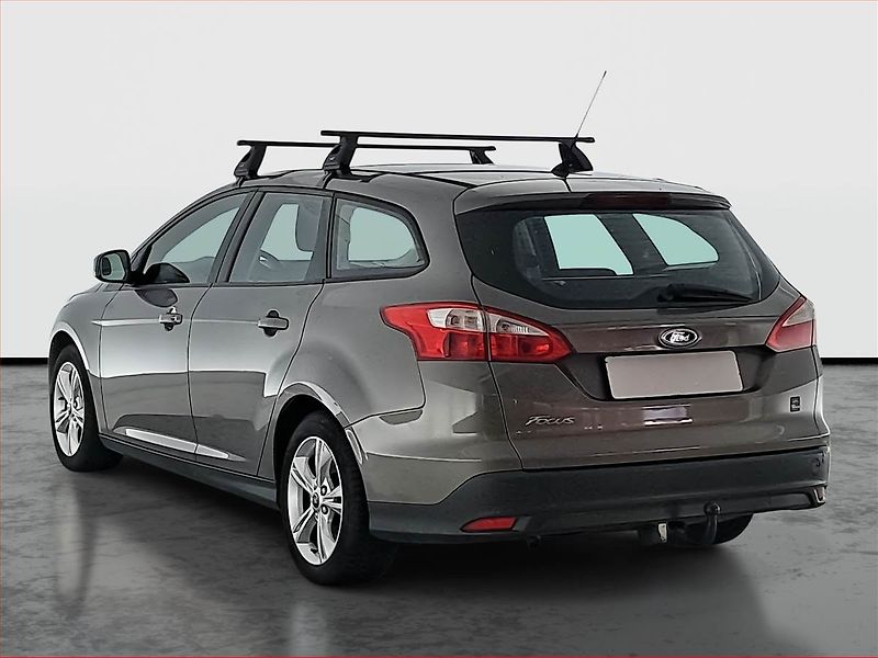 Ford Focus (2012) 1.6 i - fotka 4 z 17