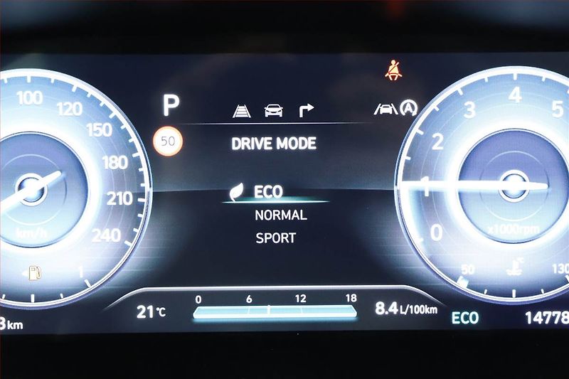 Hyundai i30 (2025) 1.0 T-GDI, N-LINE, AUTOMAT - fotka 14 z 16