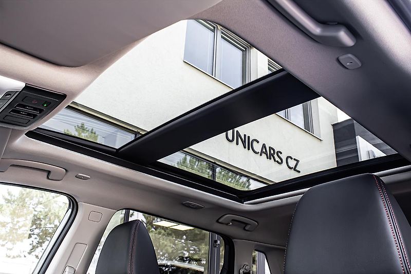 Nissan X-Trail (2026) 1,5 e-POWER 213k e-4ORCE N-TRE - fotka 13 z 23