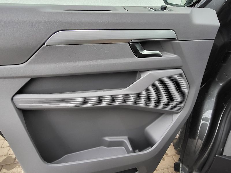 Volkswagen Caravelle (2025) Life 2,0 TDI 8AUT DR- nové - fotka 6 z 26