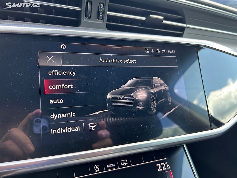 Audi A6 (2020) 2.0 TDi 120 KW - fotka 16 z 30
