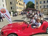 Sportovní kabriolet postavený žáky SOŠ a SOU Sušice.