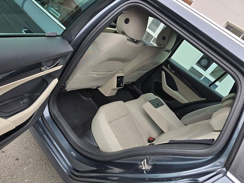 Škoda Octavia 1.5TSi 110kW STYLE 1.Maj. ČR - fotka 38 z 42