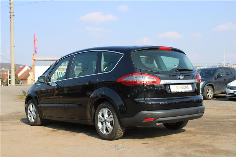 Ford S-MAX 2,0 TDCi  SERVISKA, AUTOMAT - fotka 7 z 31