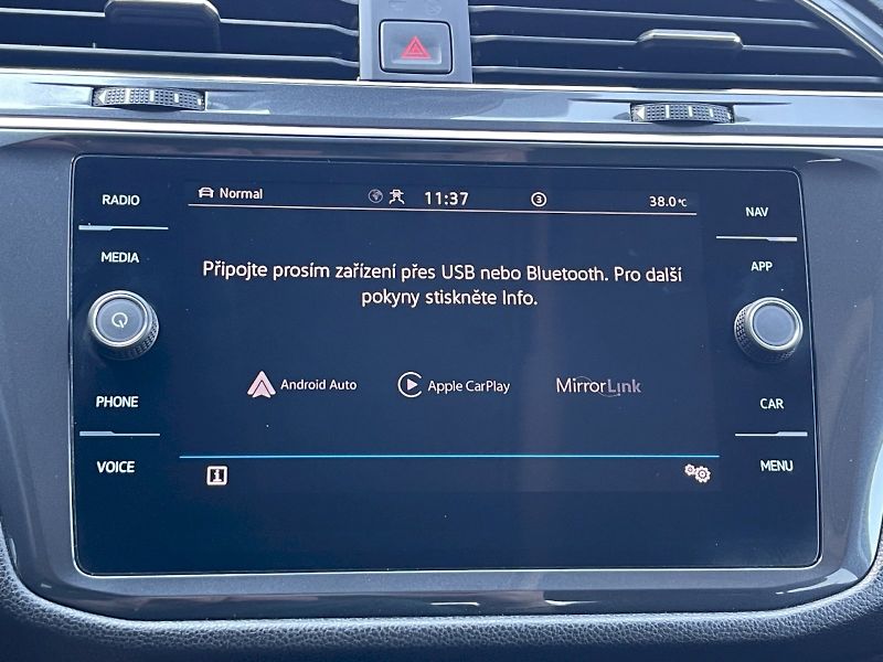 Volkswagen Tiguan Allspace (2023) 2.0 TDI 110 kW 4MOTION DSG Ele - fotka 16 z 34