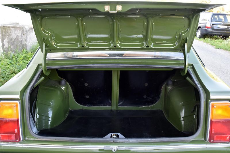 Fiat 128 (1972) SL COUPÉ - fotka 29 z 37