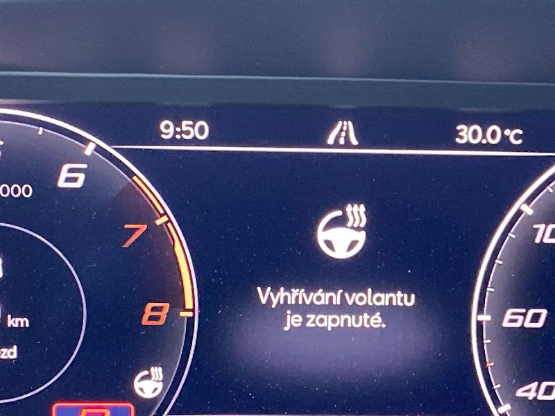 Cupra Formentor (2024) 1.5 TSI DSG - fotka 36 z 40